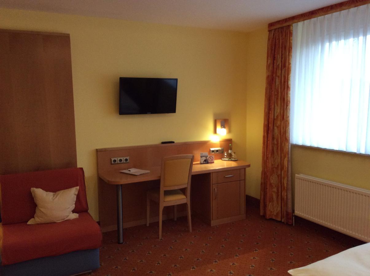 Landhotel Heiner Meyer Wahrenholz Quarto foto