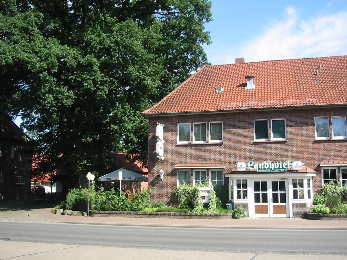 Landhotel Heiner Meyer Wahrenholz Exterior foto
